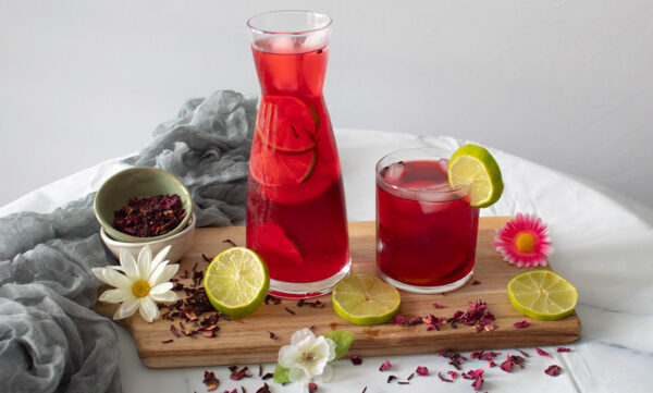 Té de Flor de Jamaica y Limón: Una Receta Refrescante con Numerosos Beneficios
