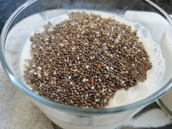Desbloquea Tu Salud Digestiva: Cómo una Sola Cuchara en la Mañana Puede Aflojar Toda la Caca de 7 Días