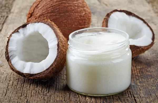 El Aceite de Coco: El Elixir Natural para una Piel Joven y Radiante