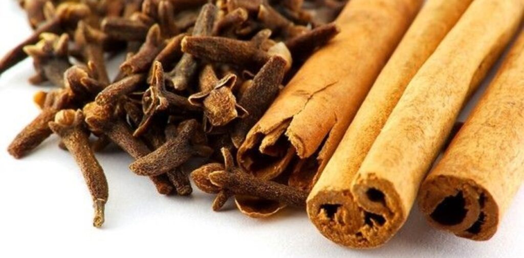 té de clavos de olor y canela