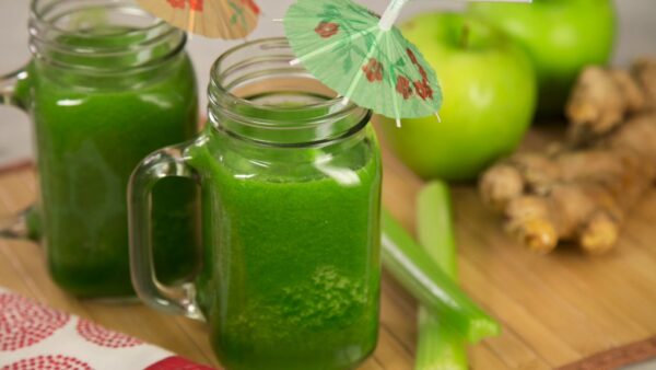 "El jugo que fortalece tus huesos y elimina el dolor de rodillas"