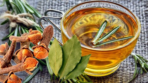 "Alivio Natural para Rodillas: Remedio con Laurel, Romero y Clavos de Olor"