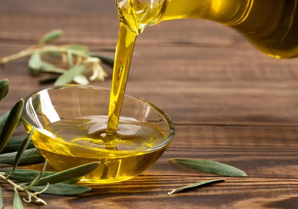 Beneficios de Tomar Aceite de Oliva en Ayunas y Cómo Extraerlo Correctamente Paso a Paso en Casa
