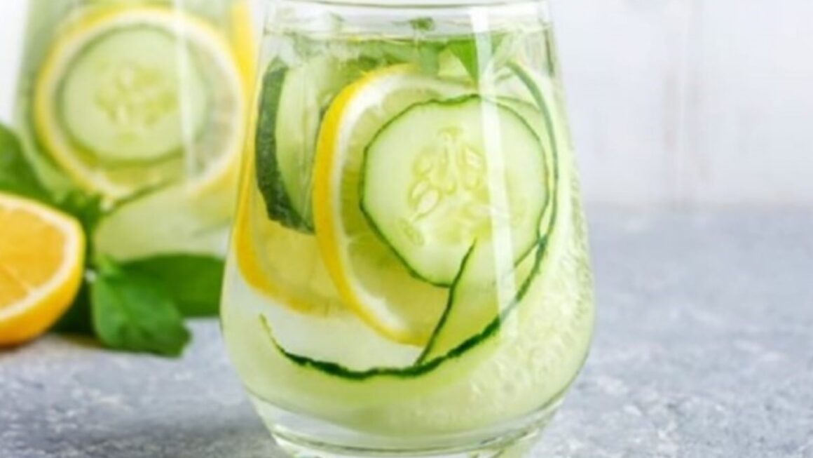agua con jengibre