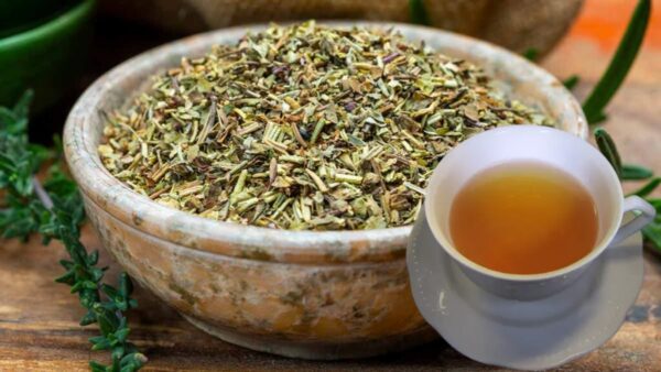 Té de orégano en ayunas: limpia tu cuerpo y fortalece tu salud